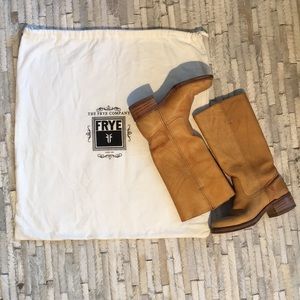 Frye Campus 14L Boots